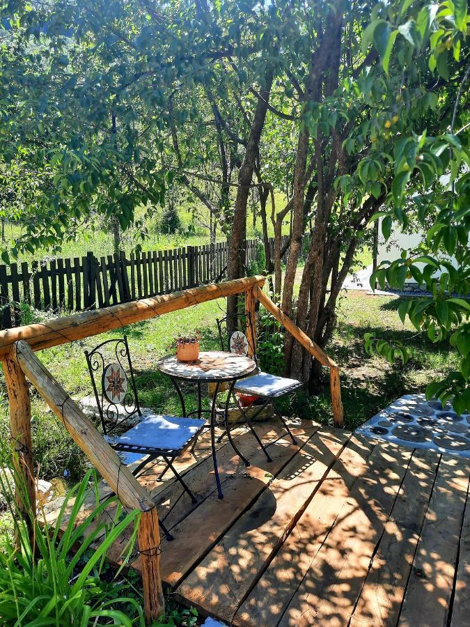 Vacation House Studenac Bihac Bagian luar foto